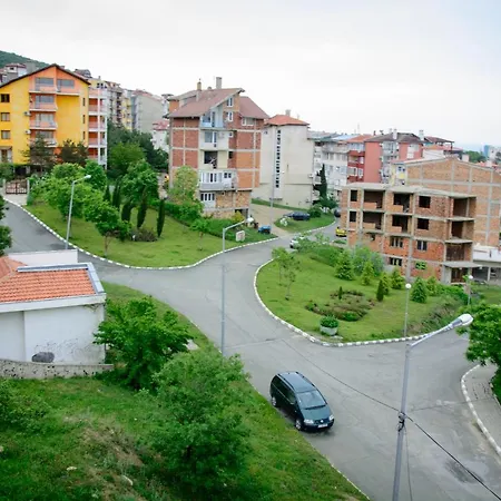 Къща за гости ул. русалка 142, влас !