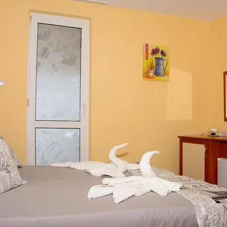 ул. русалка 142, влас ! Свети Влас