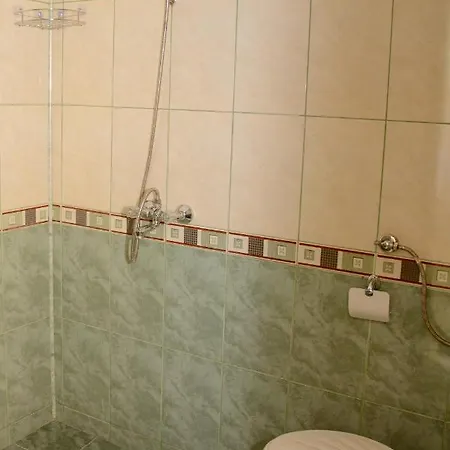 ул. русалка 142, влас ! Къща за гости Свети Влас